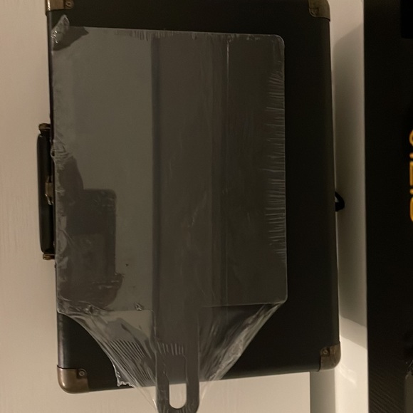 New. Bisetti Slate Laminate Rectangular Cutting Board w/ Handle from Italy - Picture 3 of 3